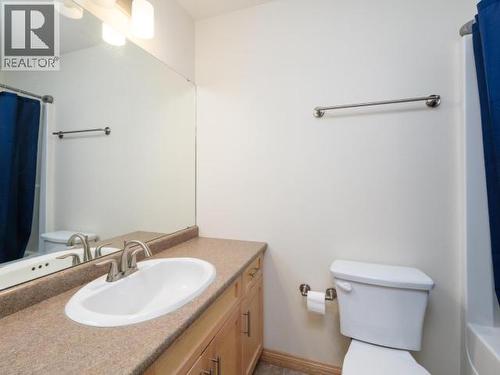 15 Bailey Place, Whitehorse, YT - Indoor Photo Showing Bathroom
