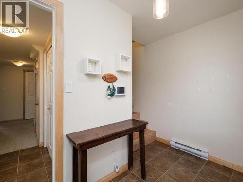 15 Bailey Place, Whitehorse, YT - Indoor Photo Showing Other Room