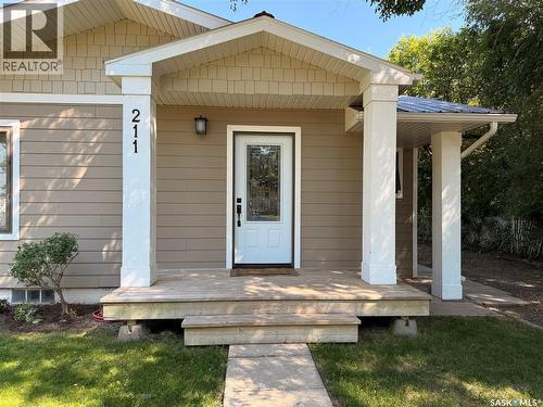 211 Pangman Street, Outlook, SK - Outdoor With Exterior