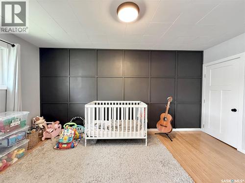 211 Pangman Street, Outlook, SK - Indoor Photo Showing Bedroom
