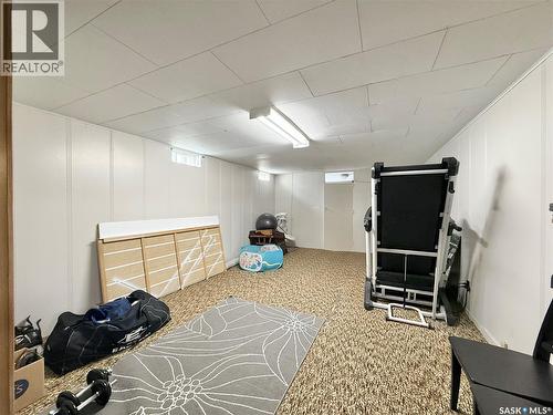 211 Pangman Street, Outlook, SK - Indoor