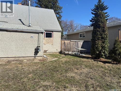 934 Atkinson Street, Regina, SK - Outdoor