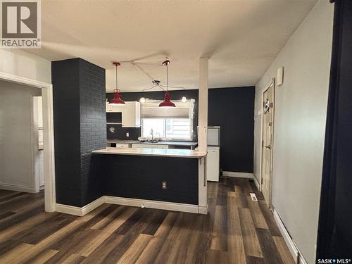 934 Atkinson Street, Regina, SK - Indoor Photo Showing Kitchen