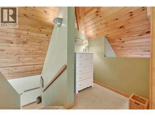 1067 Timberhill Place, Windermere, BC - Indoor Photo Showing Other Room