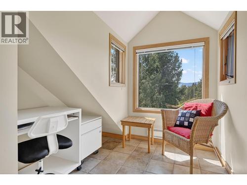 1067 Timberhill Place, Windermere, BC - Indoor Photo Showing Other Room