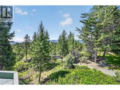 1067 Timberhill Place, Windermere, BC - Outdoor