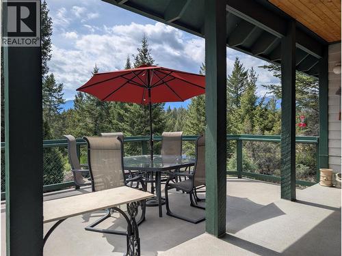 1067 Timberhill Place, Windermere, BC - Outdoor With Deck Patio Veranda With Exterior