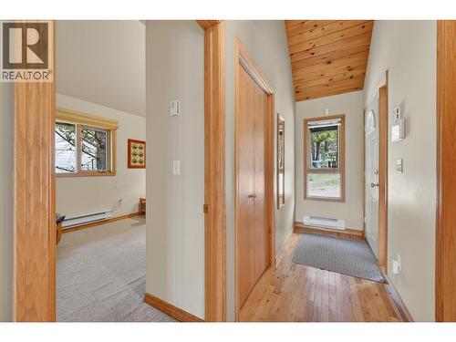 1067 Timberhill Place, Windermere, BC - Indoor Photo Showing Other Room