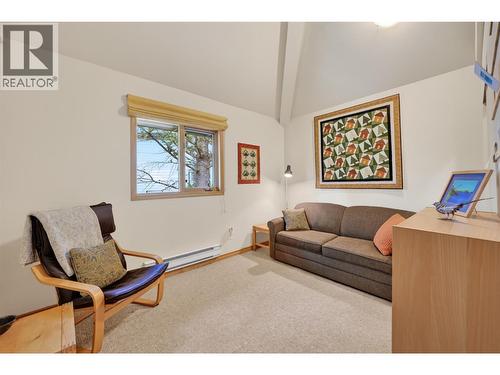 1067 Timberhill Place, Windermere, BC - Indoor