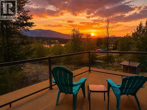 4615 Rowan Street, Windermere, BC - Outdoor