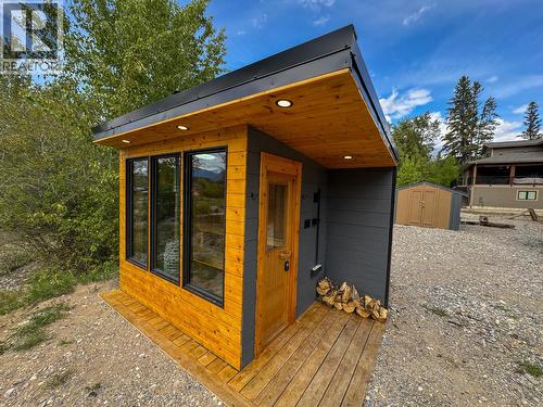 4615 Rowan Street, Windermere, BC - Outdoor With Deck Patio Veranda With Exterior