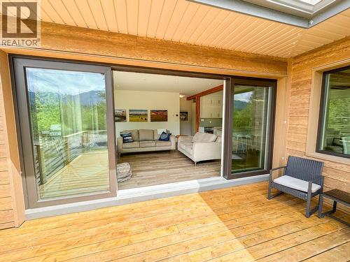 4615 Rowan Street, Windermere, BC - Outdoor With Deck Patio Veranda With Exterior