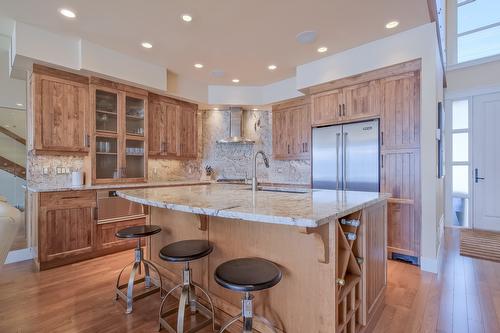 1-5235 Buchanan Road, Peachland, BC - Indoor Photo Showing Kitchen With Upgraded Kitchen
