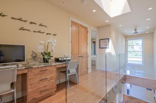 1-5235 Buchanan Road, Peachland, BC - Indoor