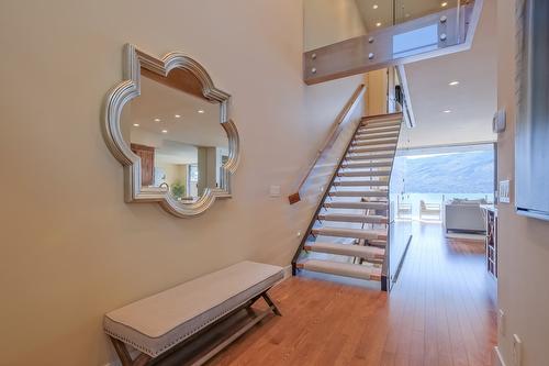 1-5235 Buchanan Road, Peachland, BC - Indoor Photo Showing Other Room