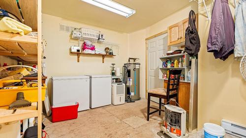 1420 Ainsworth Avenue, Riondel, BC - Indoor