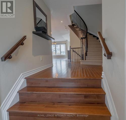71 Fallengale Crescent, Ottawa, ON - Indoor Photo Showing Other Room