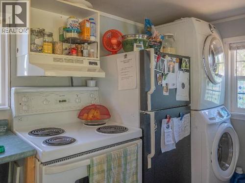 5198 Manson Ave, Powell River, BC 