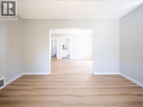5198 Manson Ave, Powell River, BC 