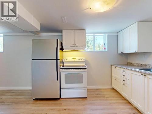 5198 Manson Ave, Powell River, BC 