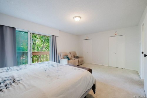 #3-933 Admirals Rd, Esquimalt, BC 