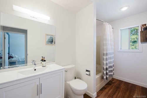 #3-933 Admirals Rd, Esquimalt, BC 