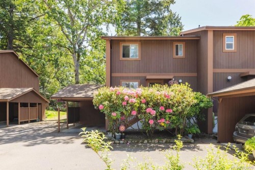 #3-933 Admirals Rd, Esquimalt, BC 