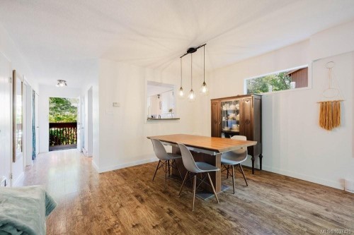 #3-933 Admirals Rd, Esquimalt, BC 