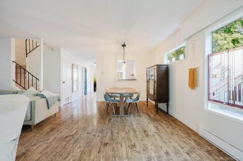 #3-933 Admirals Rd, Esquimalt, BC 