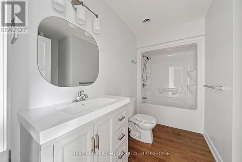 Unit #2A - 600 Second Street E, Cornwall, ON - Indoor Photo Showing Bathroom