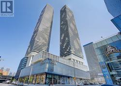 5103 - 138 DOWNES STREET Toronto, ON M5E 0E4