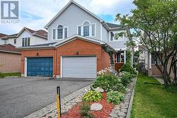 1205 CLYDE AVENUE Ottawa, ON K2C 1Y3