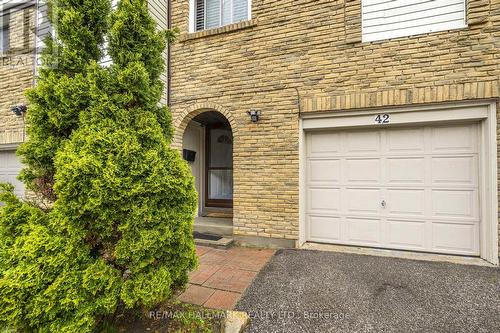 42 - 1330 Trowbridge Drive, Oshawa, ON - Outdoor With Exterior