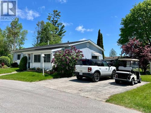 1 NECTARINE COURT  Innisfil, ON L9S 1M4