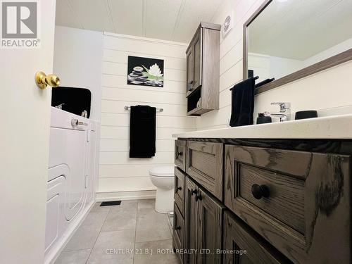1 Nectarine Court, Innisfil, ON - Indoor Photo Showing Bathroom