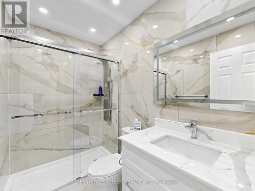 16 Mount Fuji Crescent, Brampton, ON - Indoor Photo Showing Bathroom