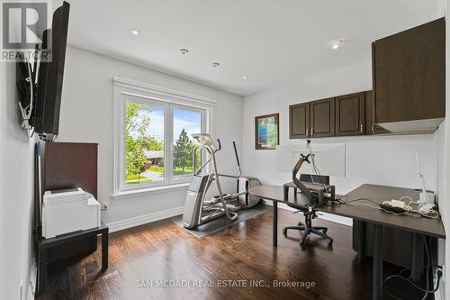 2411 Thorn Lodge Drive, Mississauga, ON - Indoor