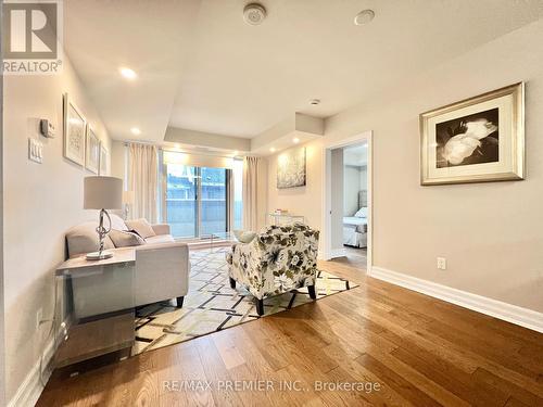 202 - 195 BESSERER STREET  Ottawa, ON K1N 0B6