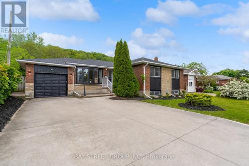 8 Glenbarr Road, St. Catharines, ON - Outdoor With Facade