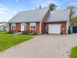 336 Beech Street  New Glasgow, NS B2H 1A2