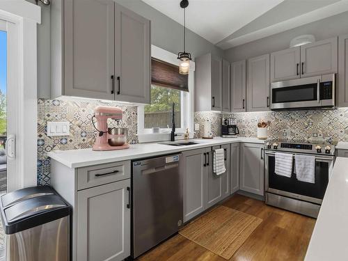 19 Pine Hill Drive, Elmsdale, NS 
