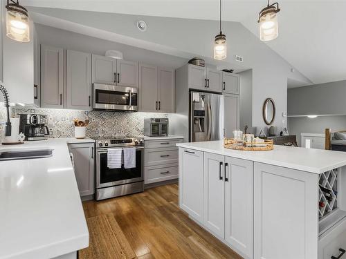 19 Pine Hill Drive, Elmsdale, NS 