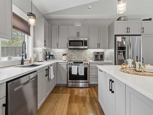 19 Pine Hill Drive, Elmsdale, NS 
