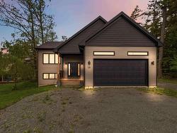 19 PINE HILL Drive  Elmsdale, NS B2S 1G8