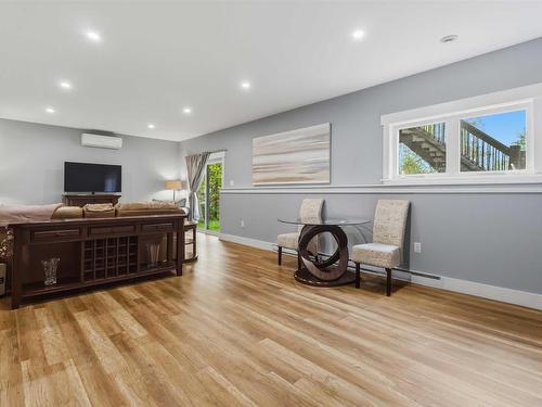 19 Pine Hill Drive, Elmsdale, NS 