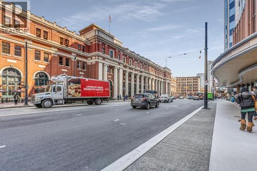 540 320 Granville Street, Vancouver, BC 