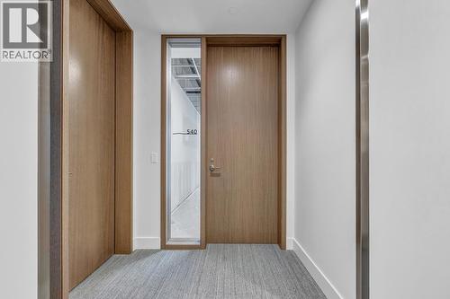 540 320 Granville Street, Vancouver, BC 