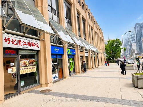 3 - 5 Northtown Way, Toronto, ON 
