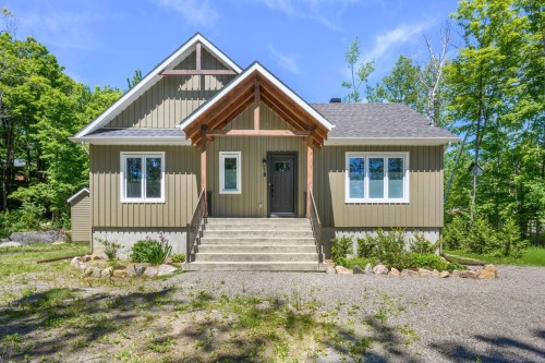 Front of Structure - 18 Rue Ogilvy E., Saint-Hippolyte, QC - Outdoor With Facade