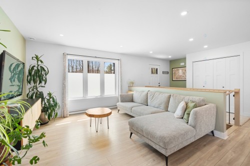 Courtyard - 18 Rue Ogilvy E., Saint-Hippolyte, QC - Outdoor With Backyard